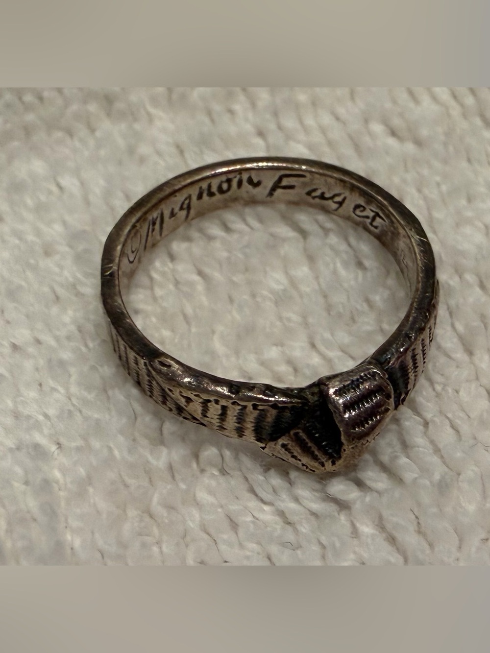 Mignon Faget Silver Tiny Bow Ring